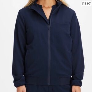Fabletics Women’s Daily 3 Pocket Scrub Jacket